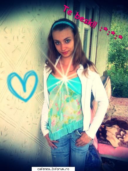 buna eu sunt claudia. la fel ca mihai locuiesc in orasul galati si am 15 ani. imi place sa ma plimb,